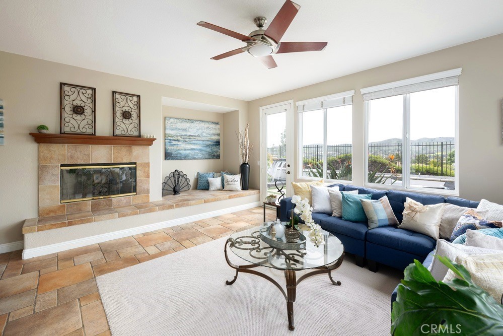 Bright Family Room with Ceiling Fan